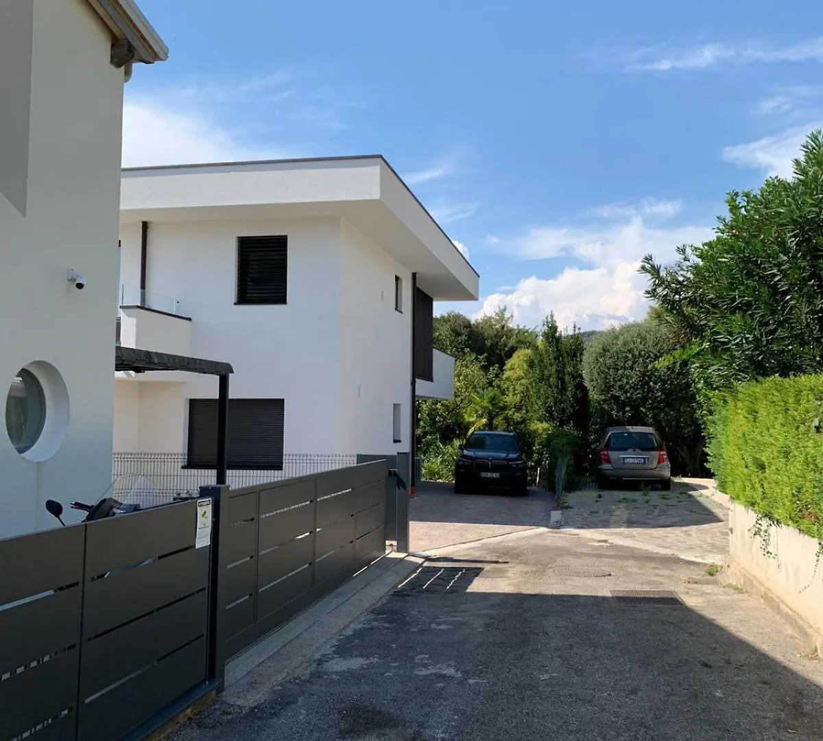 Apartment Idyllische Wohnung Mit Garten Und Pool Bardolino