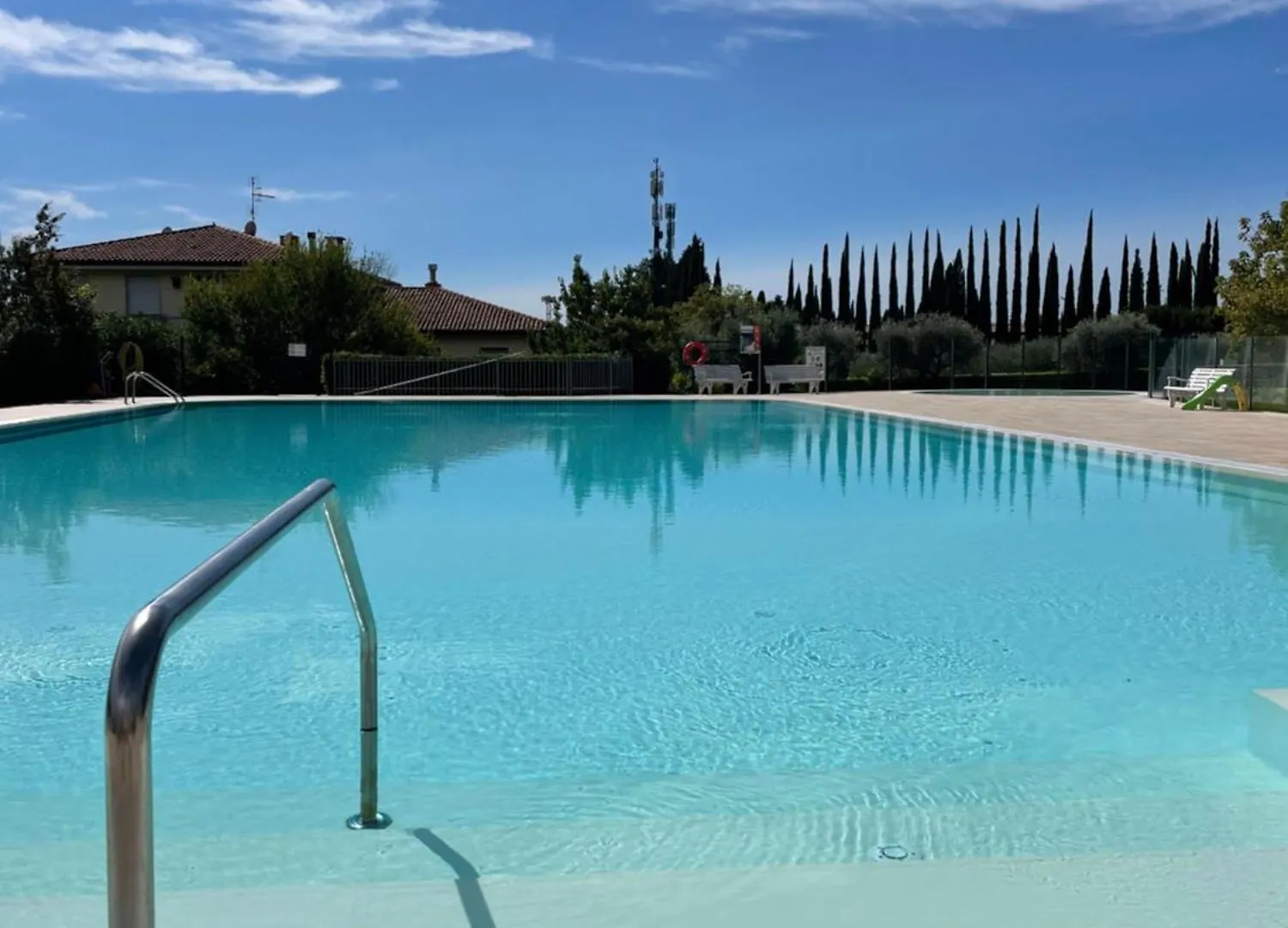Apartment Idyllische Wohnung Mit Garten Und Pool Bardolino Italy