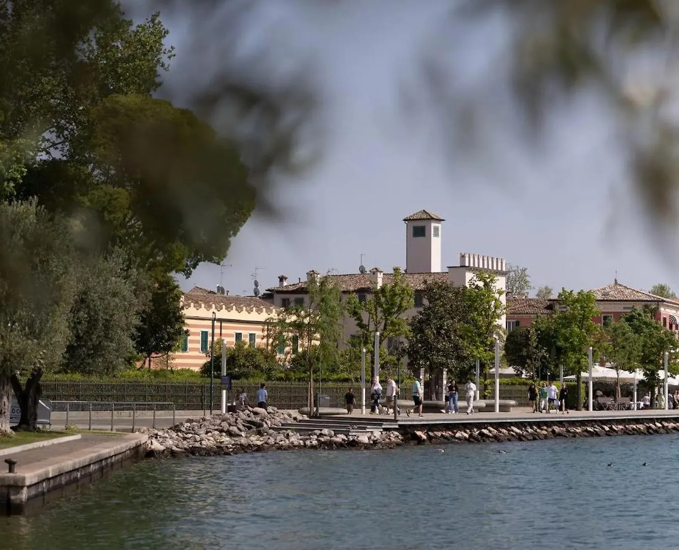 Idyllische Wohnung Mit Garten Und Pool Bardolino