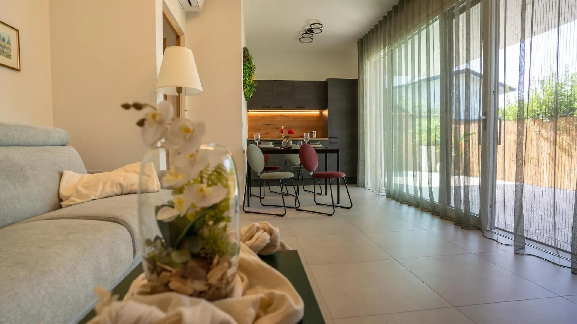 Idyllische Wohnung Mit Garten Und Pool Bardolino 0*,  Italy